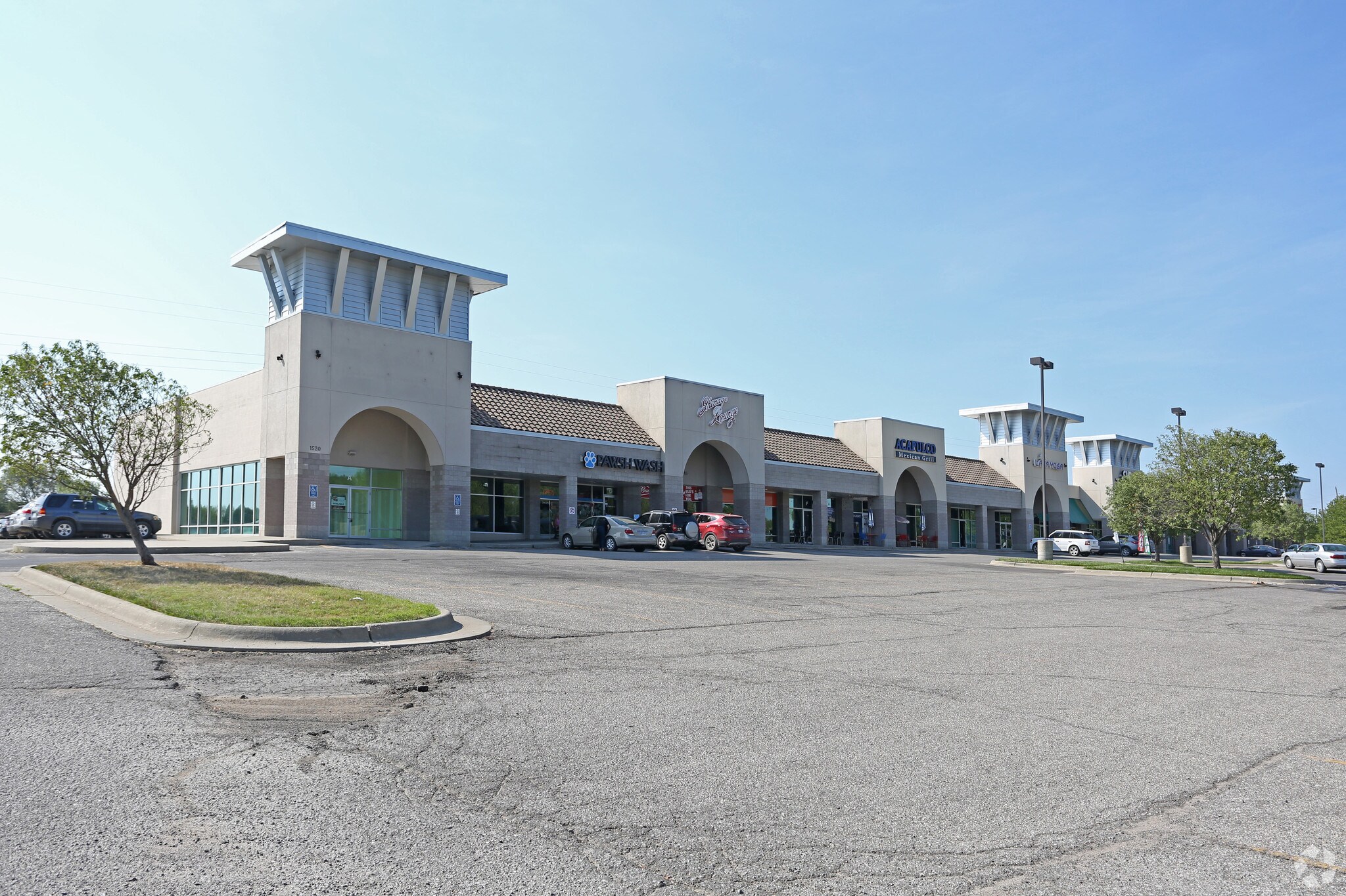 1520 Wakarusa Dr, Lawrence, KS for Rent