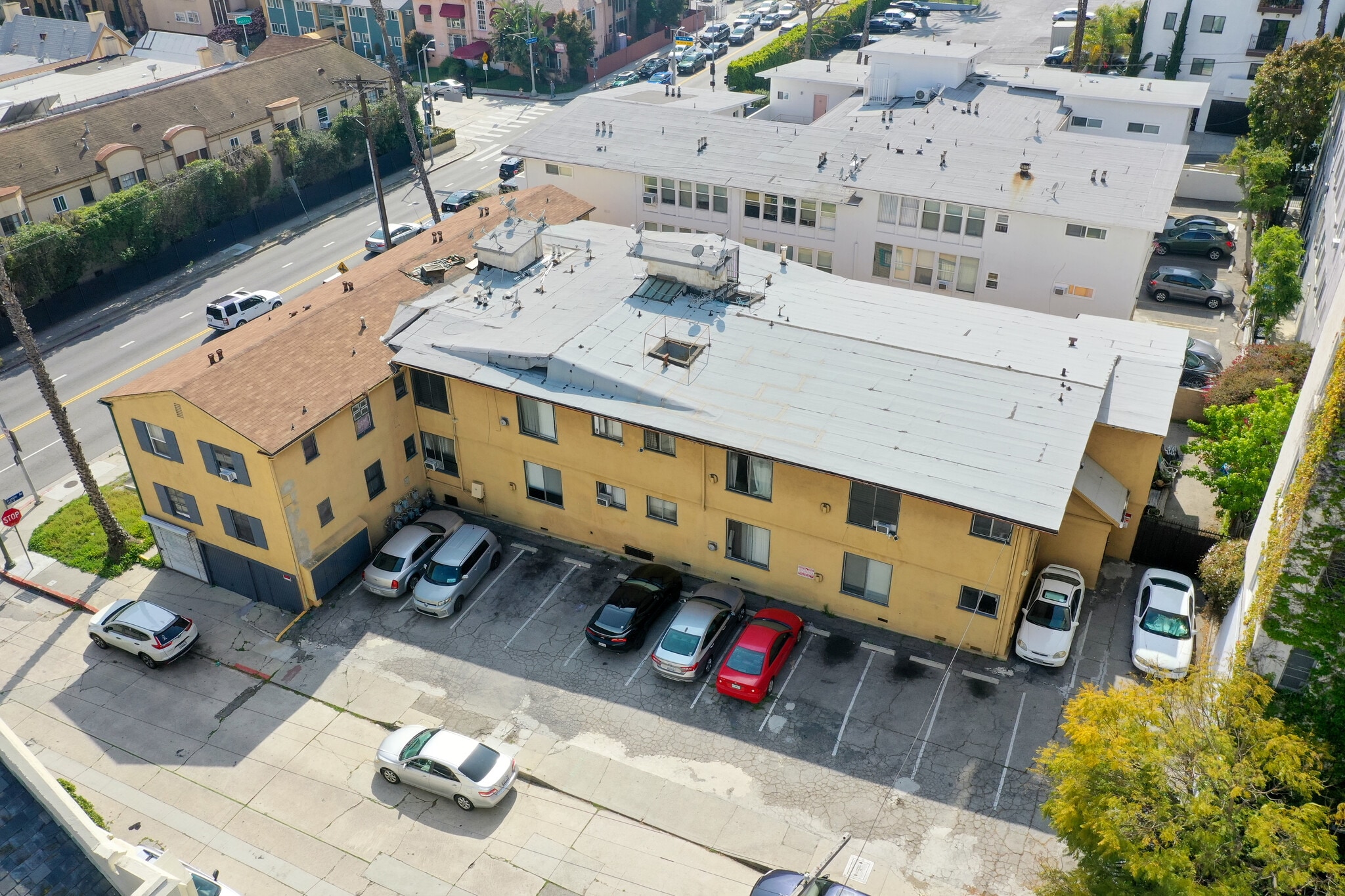 6857 Franklin Ave, Los Angeles, CA for Sale