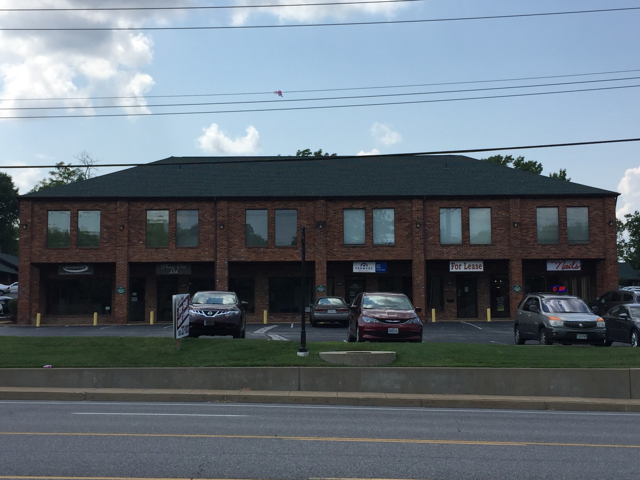 101-279 Clarkson Executive Park, Ellisville, MO for Sale