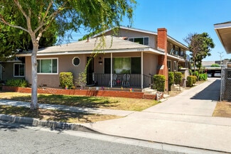Hawthorne, CA Apartments - 12134 Grevillea Ave