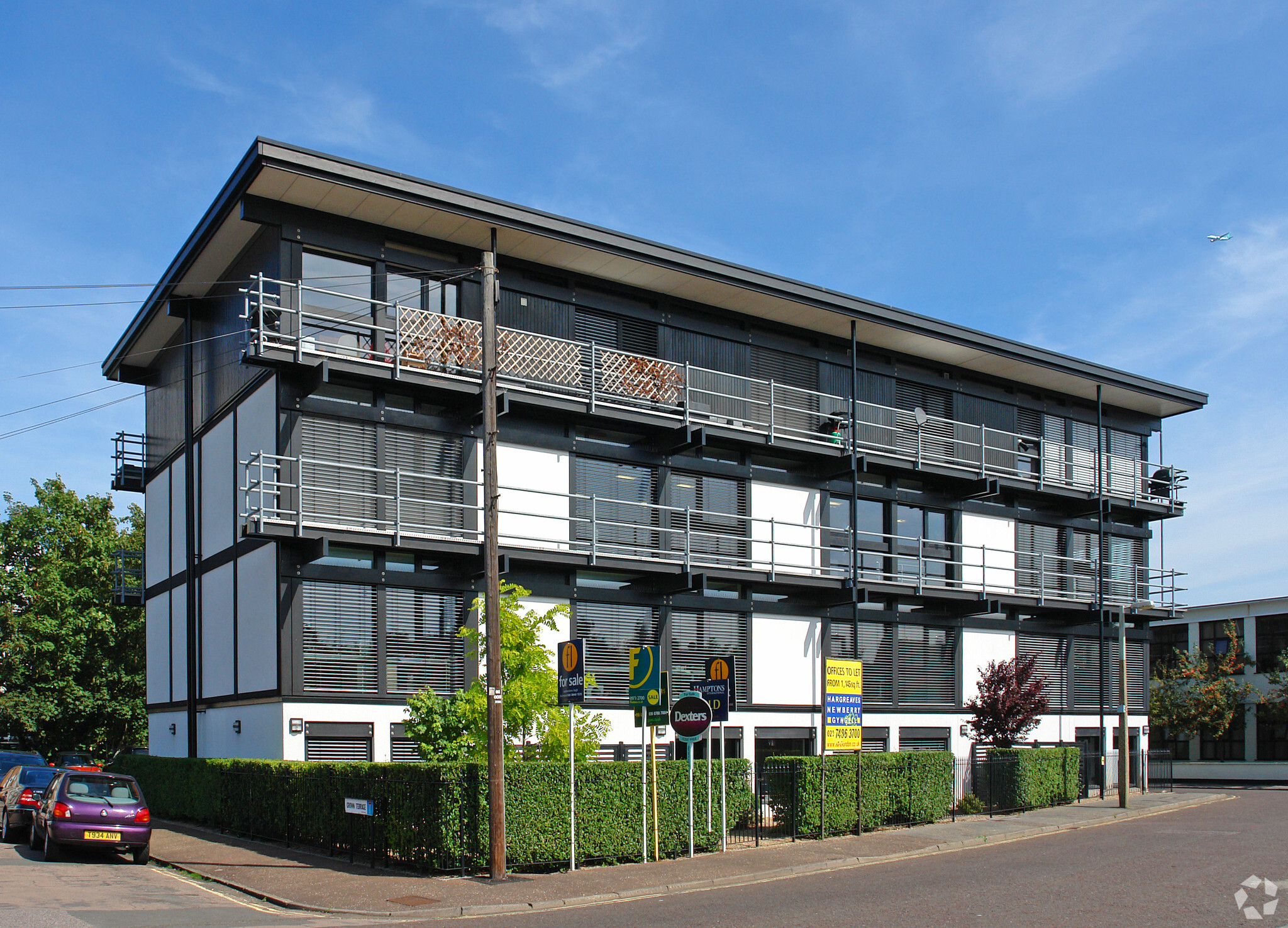 1 Victoria Vill, Richmond, LND for Rent