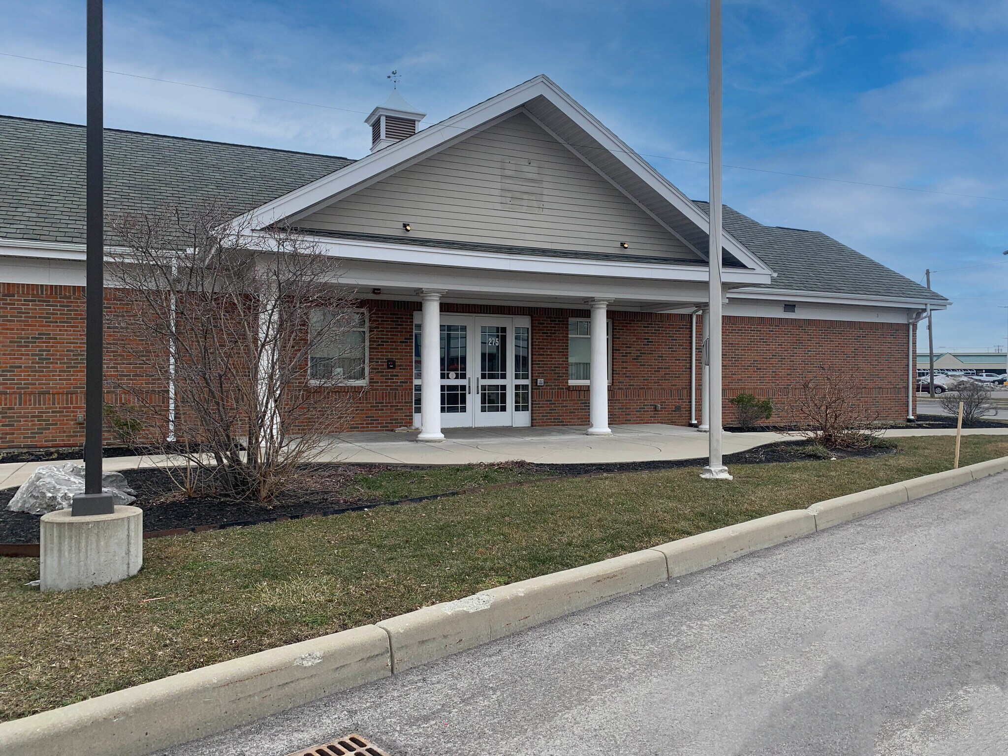 275 Meadow Dr, North Tonawanda, NY for Sale