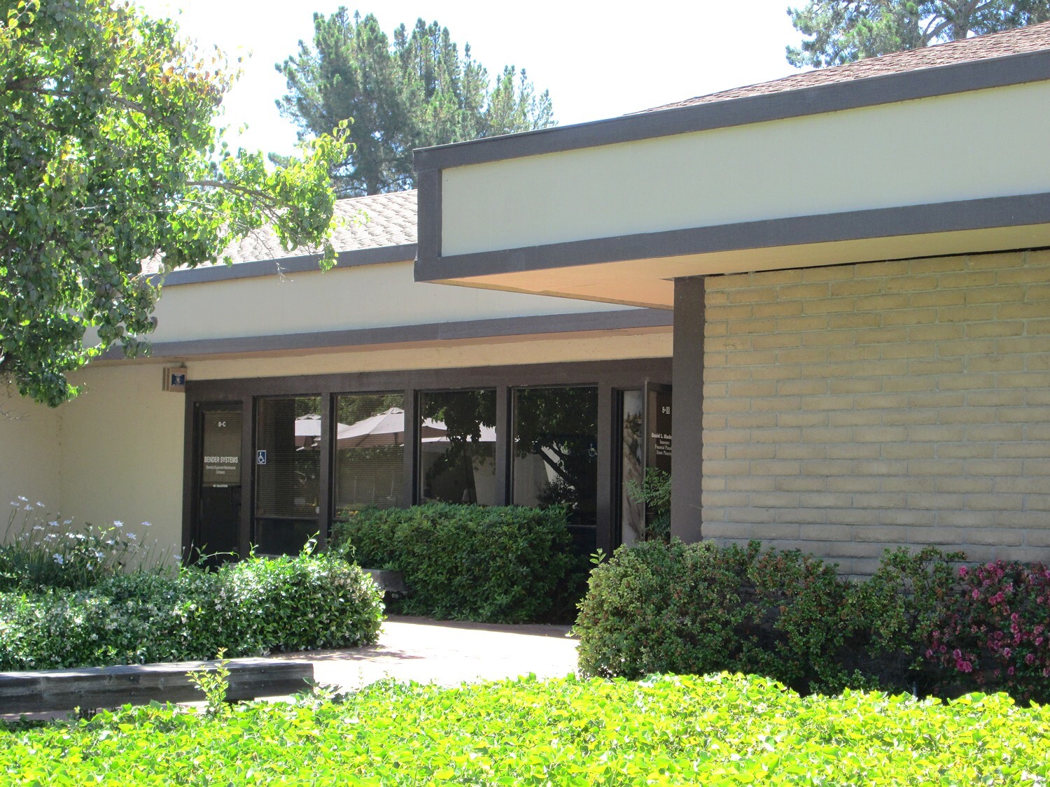 8 Commercial Blvd, Novato, CA for Rent