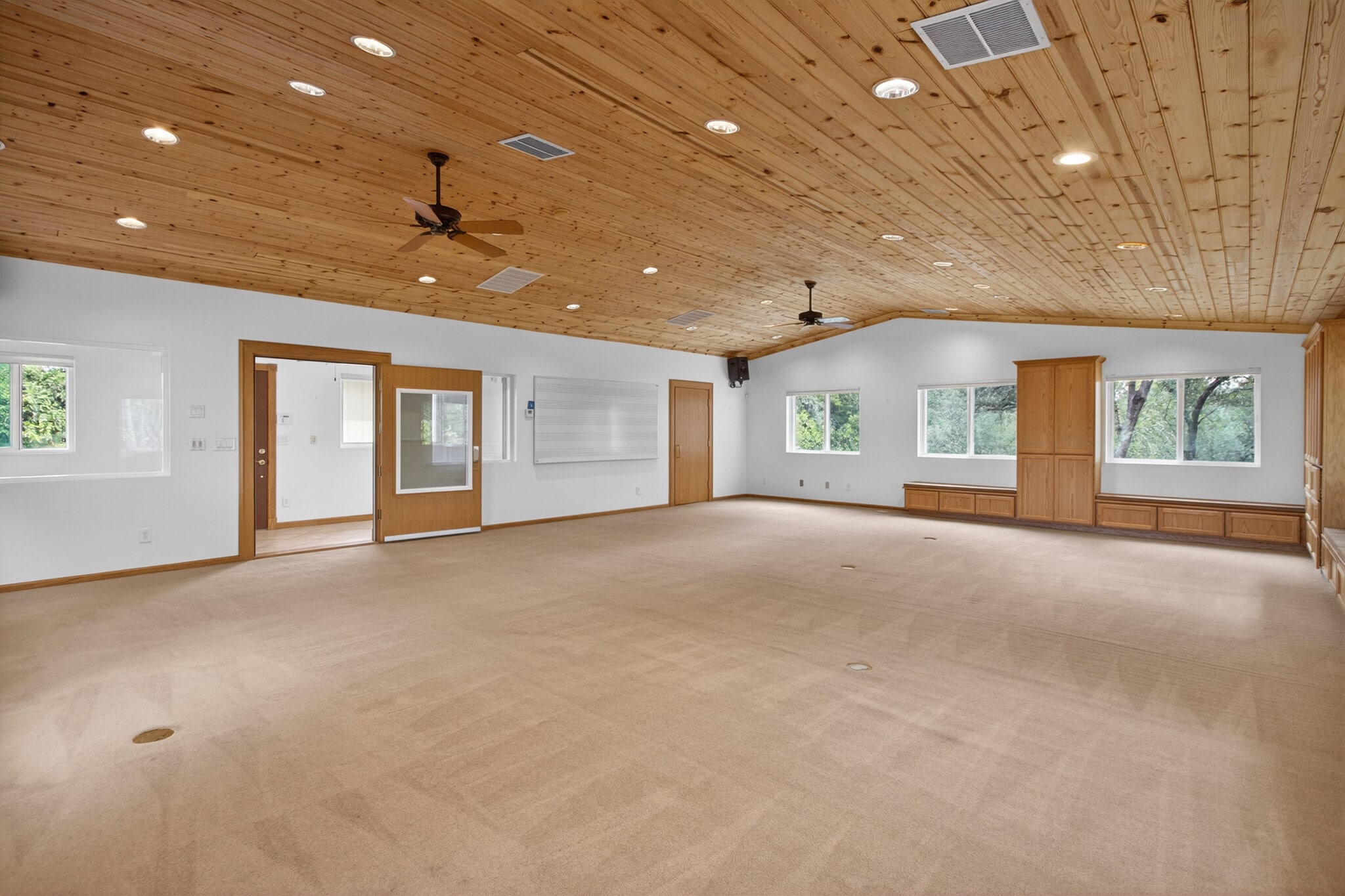 8815 Tudsbury Rd, Loomis, CA for Rent