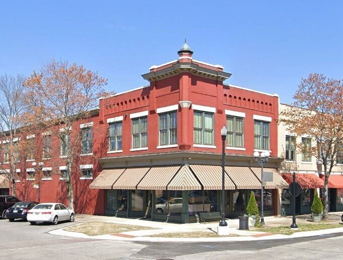 122 W Market St, Athens, AL for Rent