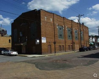 102 Ella St