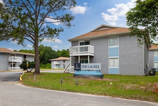 Pensacola, FL Apartments - 1665 Dogwood Pl Pensacola, FL Apartments - 1665 Dogwood Pl