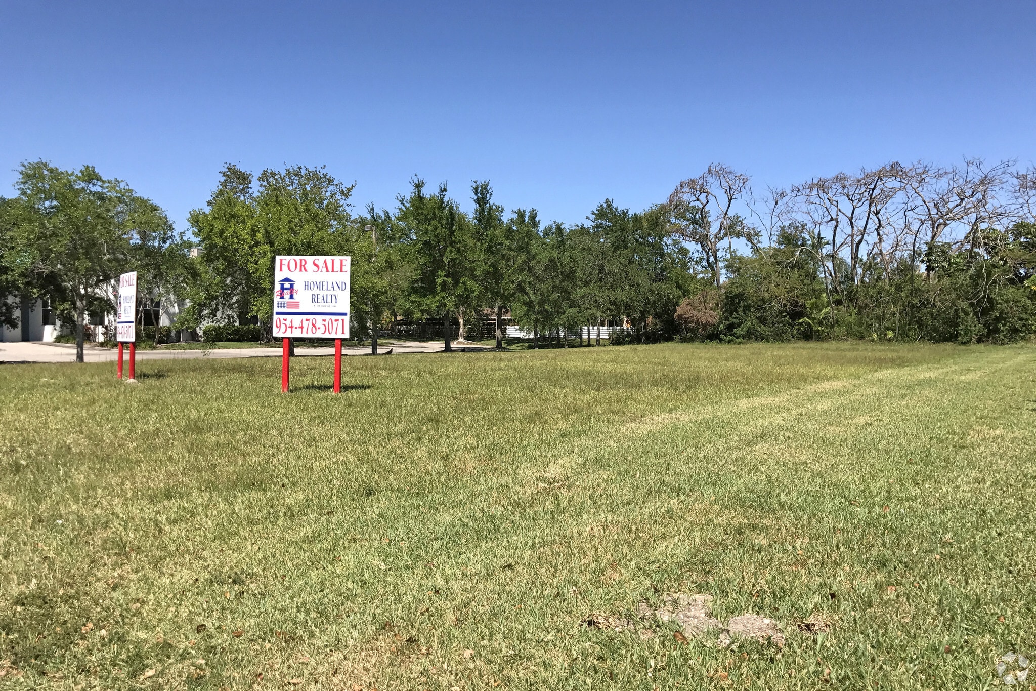 7830 N University Dr, Tamarac, FL for Sale