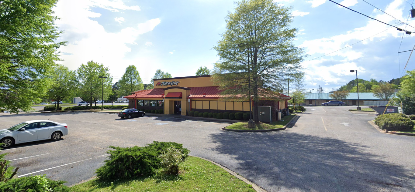 2500 McFarland Blvd, Northport, AL for Sale