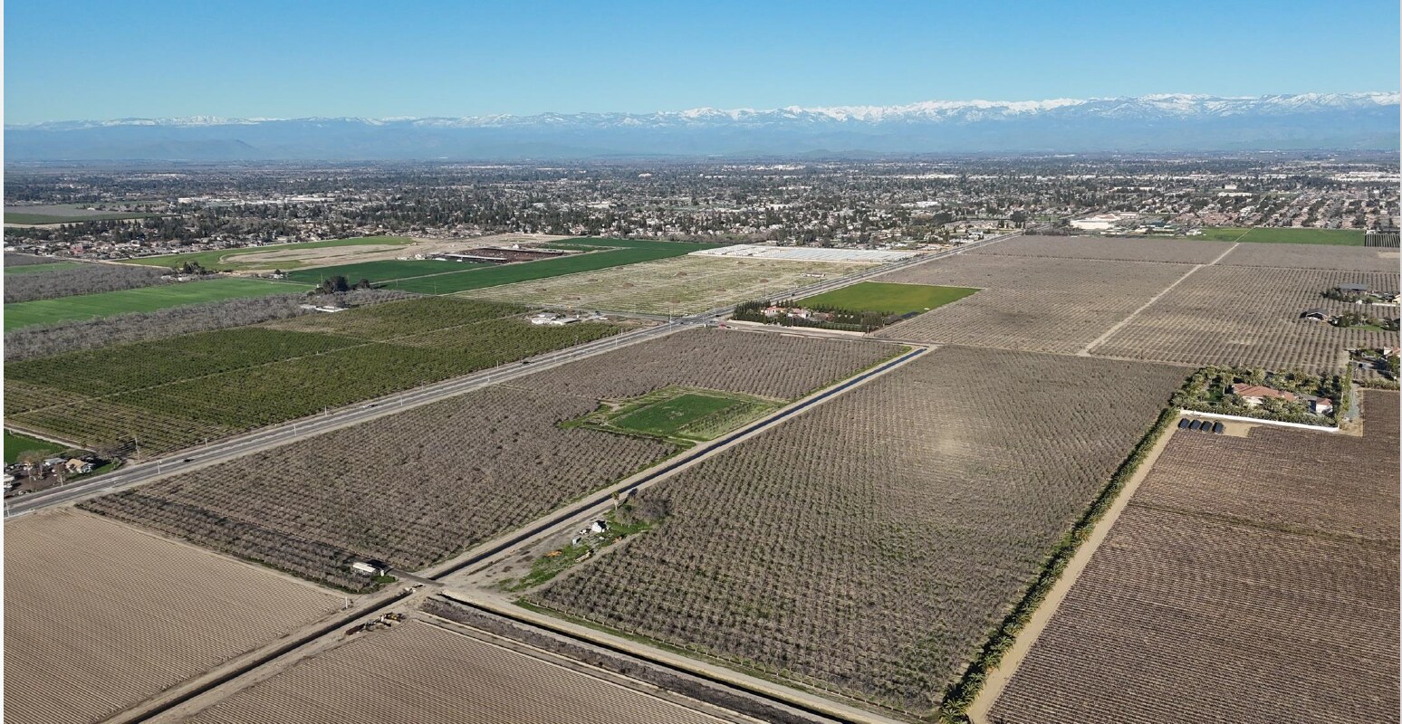 SWC W. Caldwell Ave @ Road 192, Visalia, CA for Sale