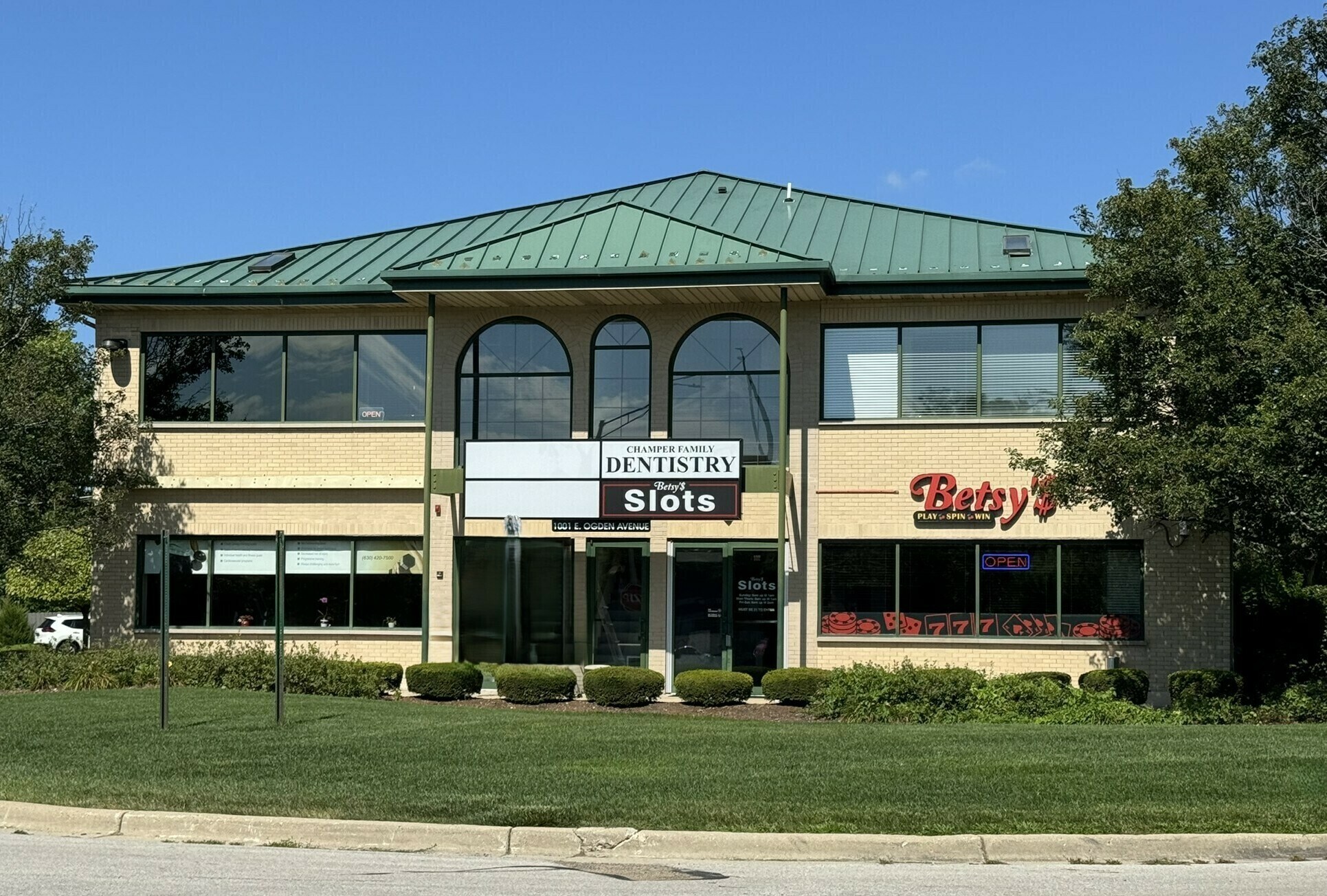 1001 E Ogden Ave, Naperville, IL for Rent