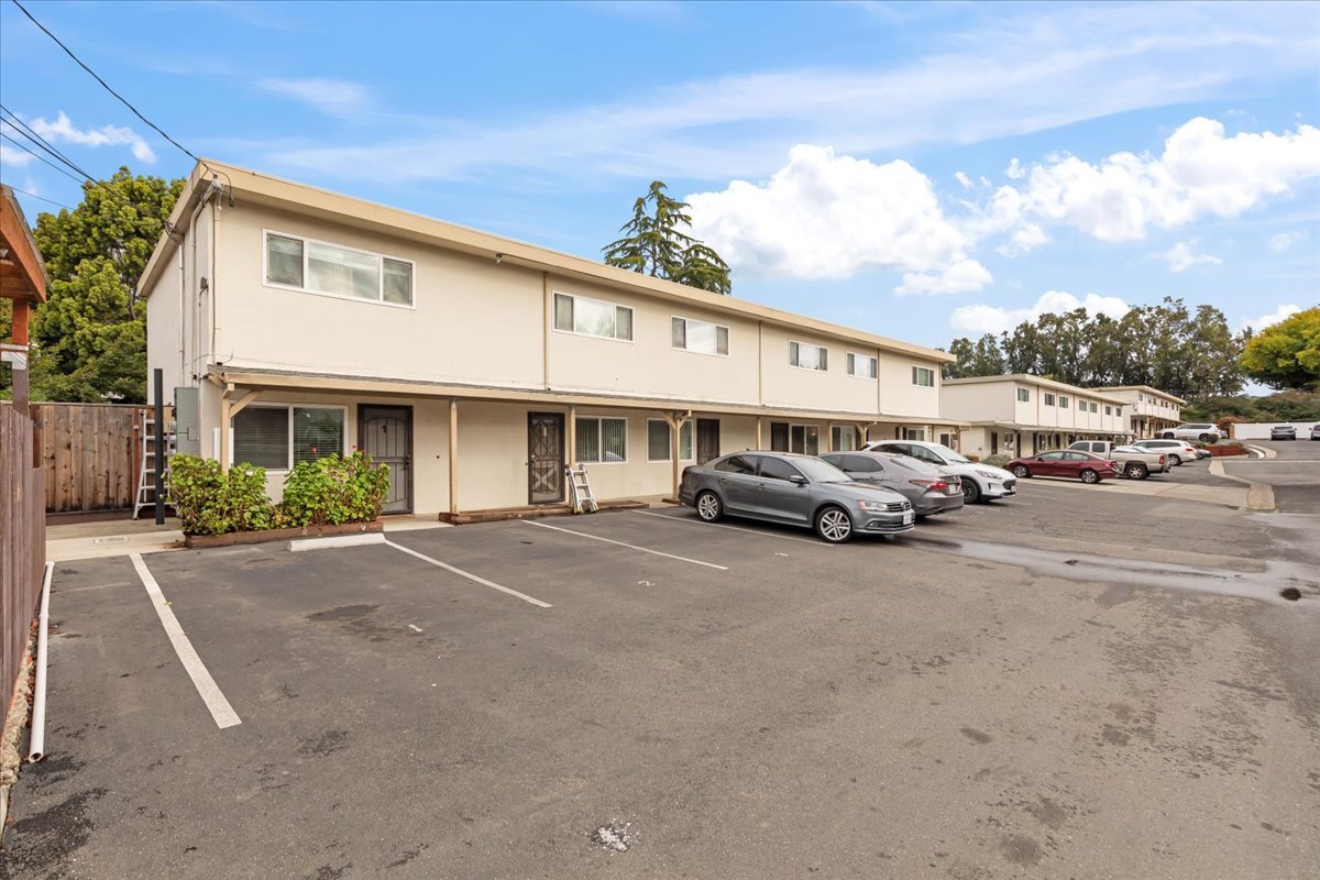 20324 Forest Ave, Castro Valley, CA for Sale