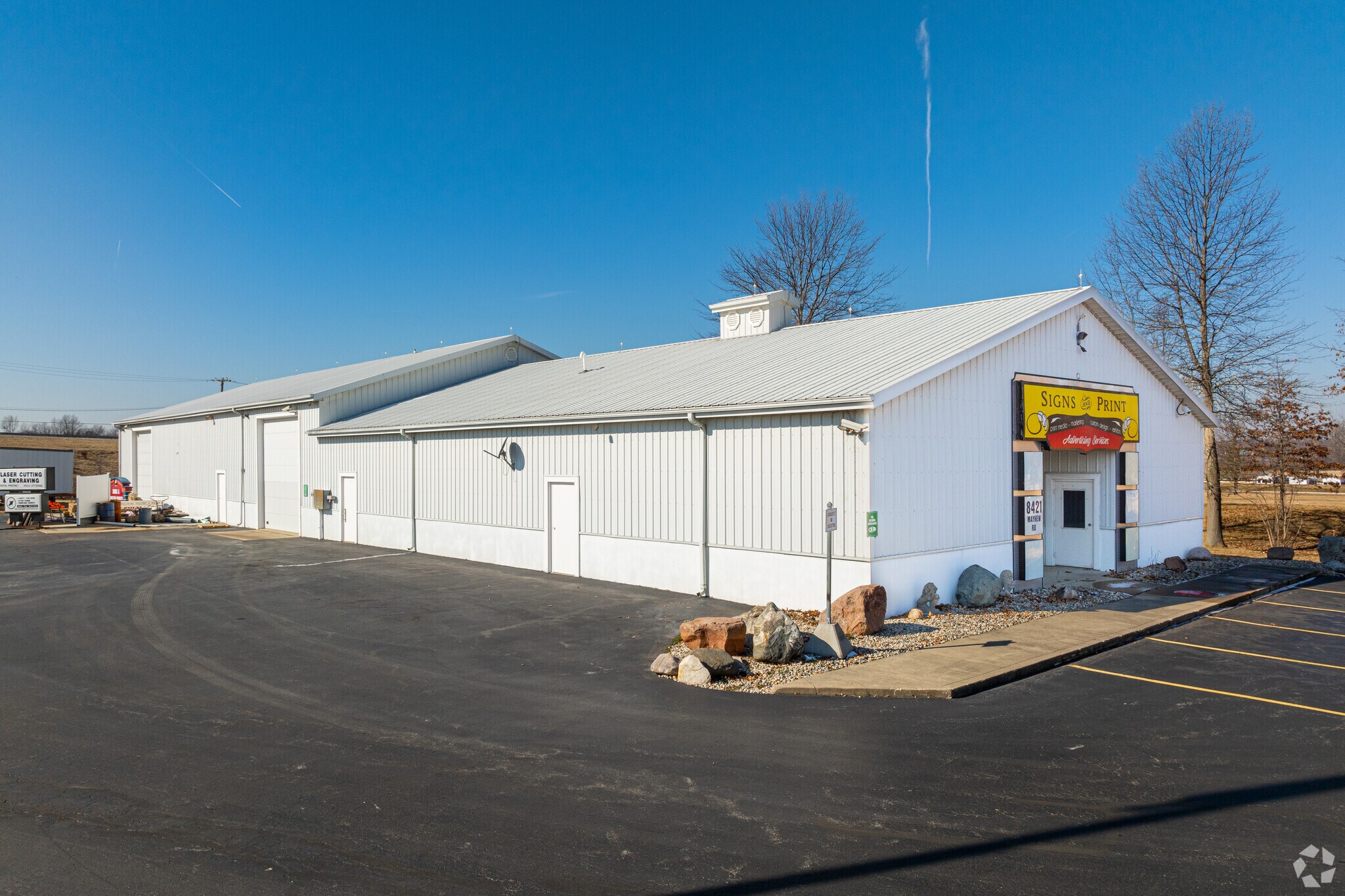 8421 Mayhew Rd, Fort Wayne, IN for Sale