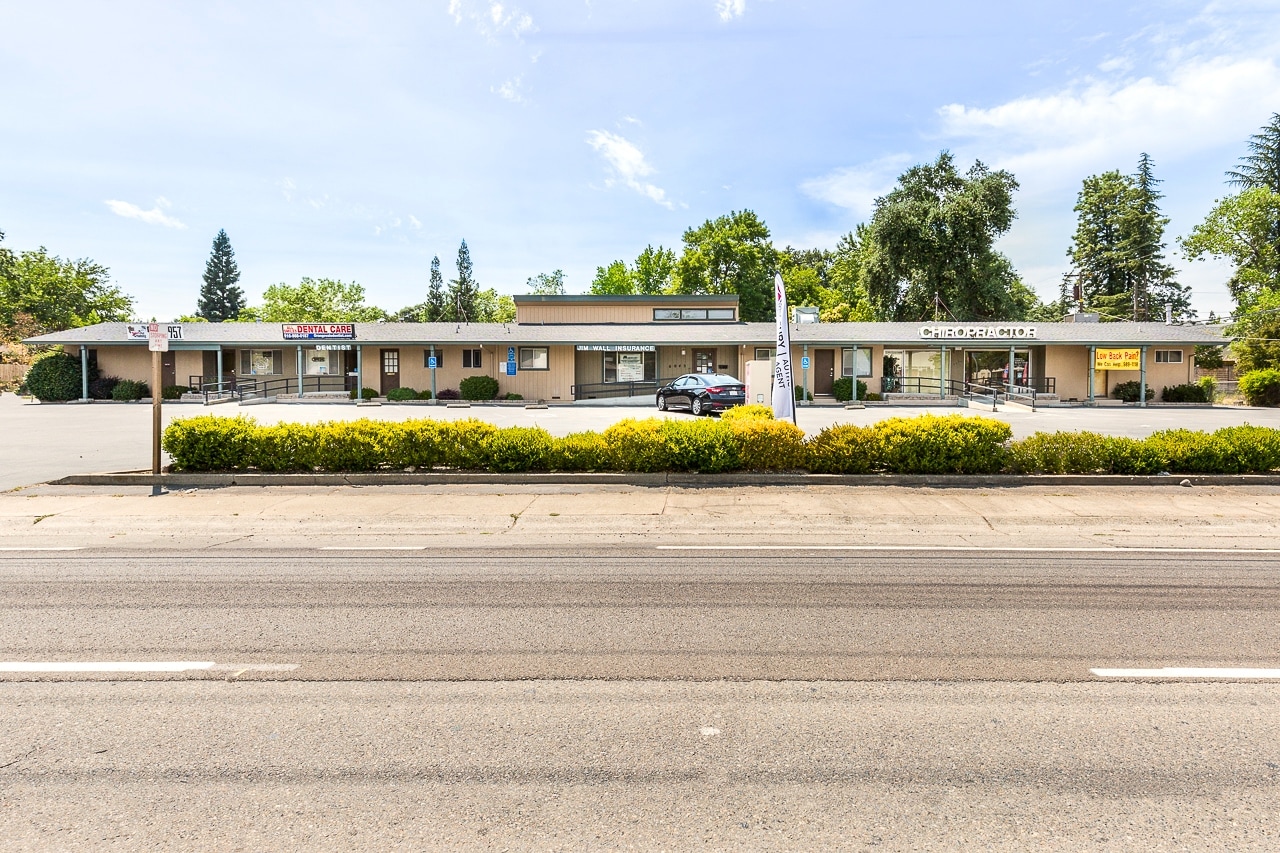 6045-6047 Hazel Ave, Orangevale, CA for Rent