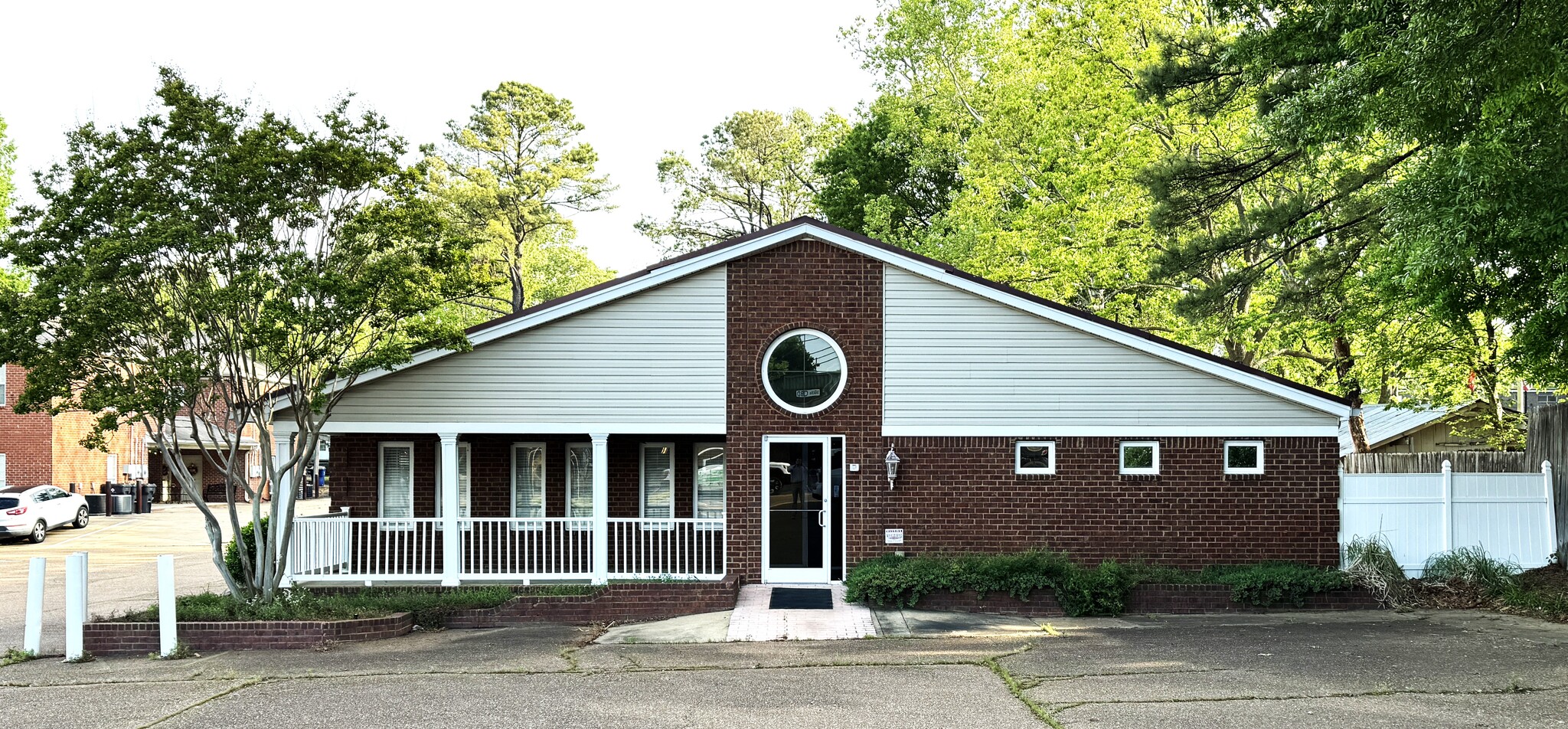 124 W Commerce St, Hernando, MS for Rent