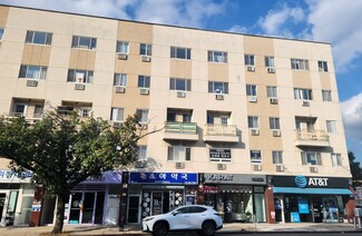 Flushing, NY undefined - 150-15 Northern Blvd