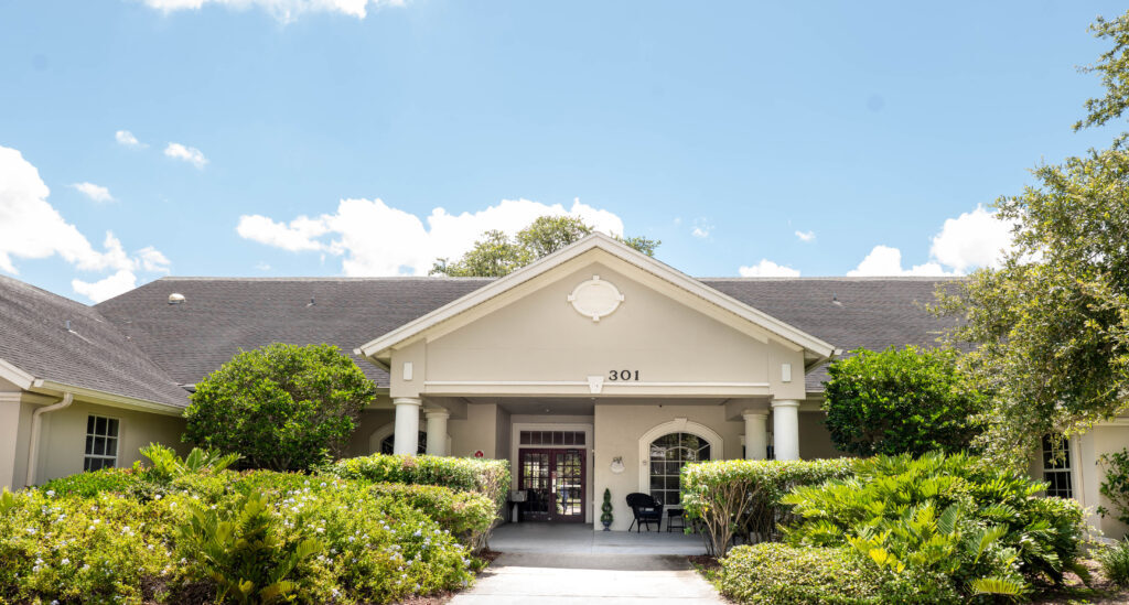 301 Peninsular Dr, Haines City, FL for Sale