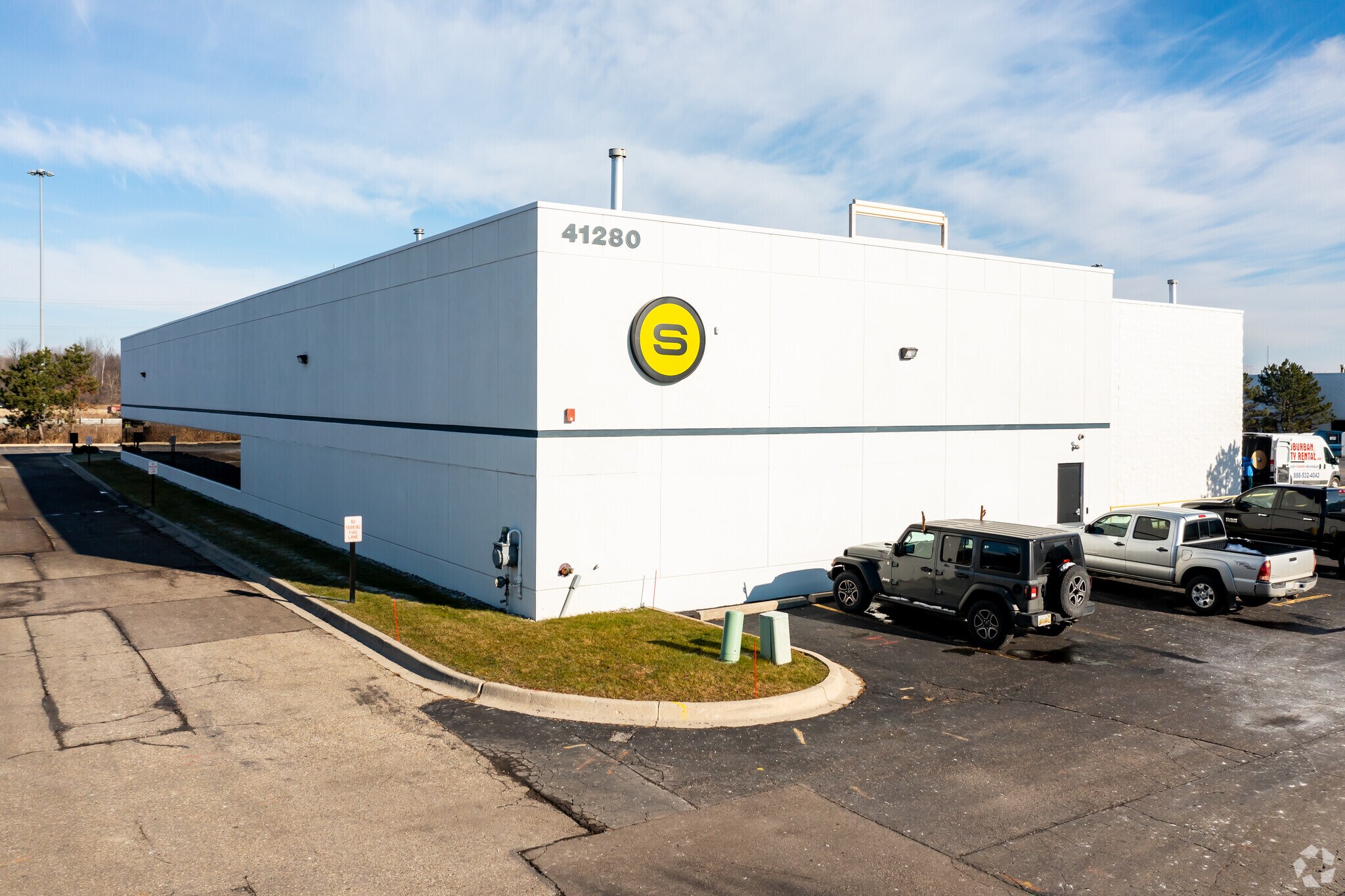 41280 Bridge St, Novi, MI for Sale