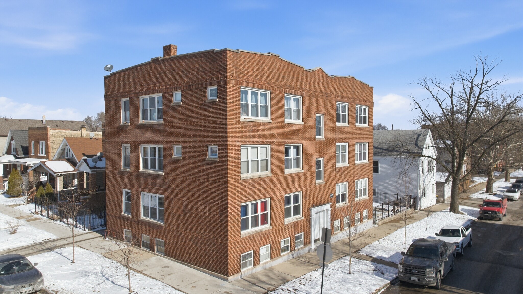 4948-58 W Dickens Ave, Chicago, IL for Sale