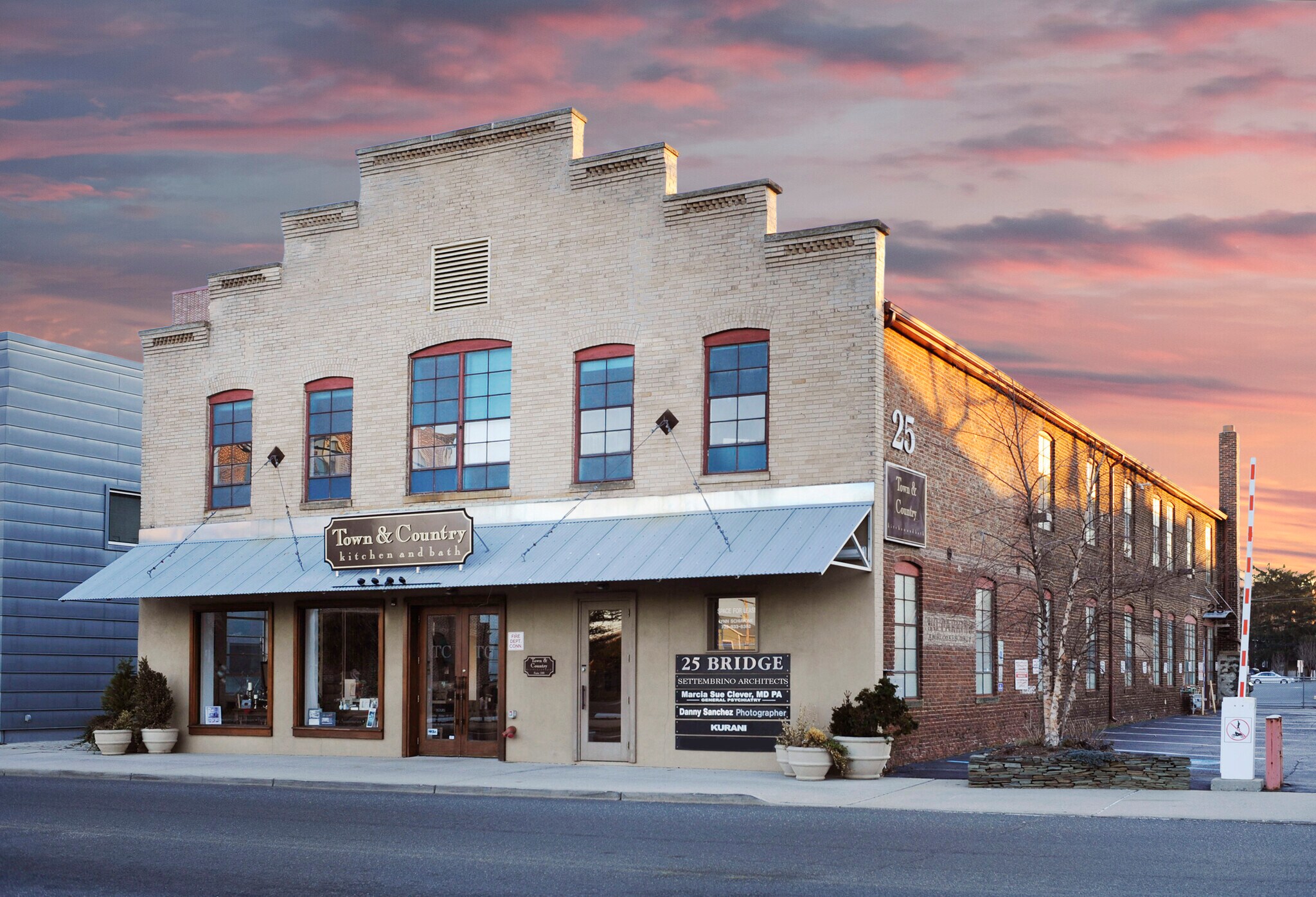 25 Bridge Ave, Red Bank, NJ for Rent