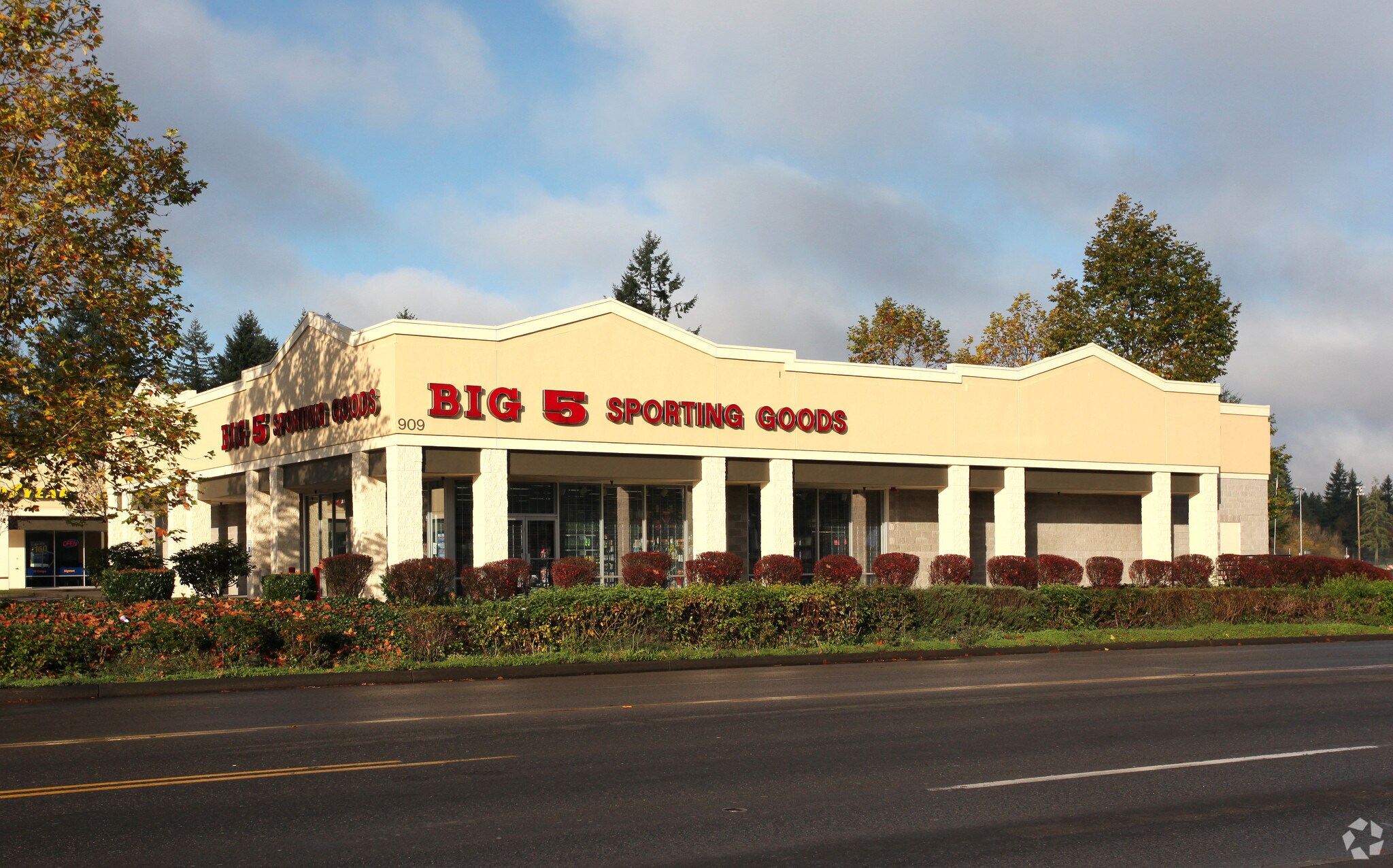 1001 Cooper Point Rd SW, Olympia, WA for Rent