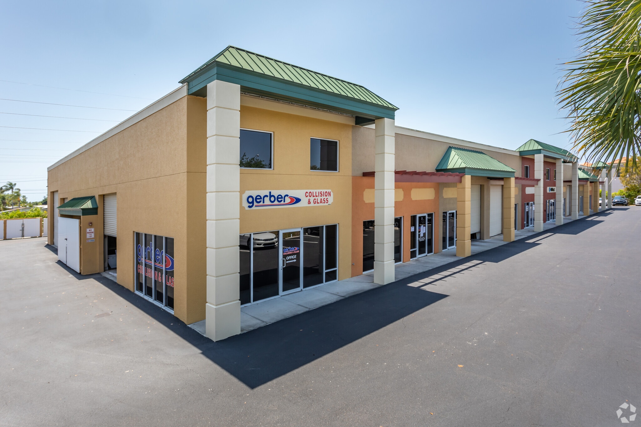 1030 Collier Center Way, Naples, FL for Rent