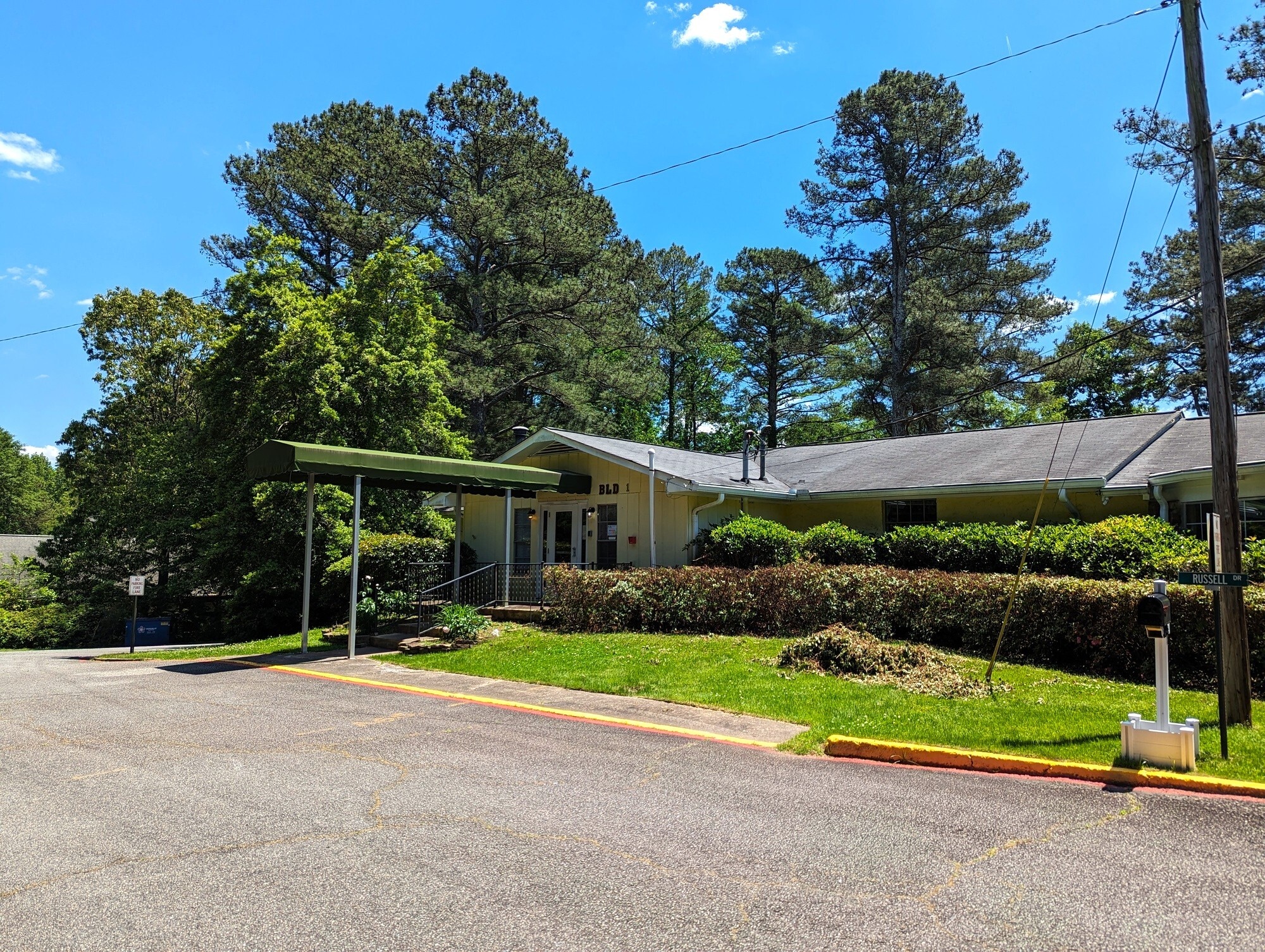 395 Russell Dr, Smyrna, GA for Rent