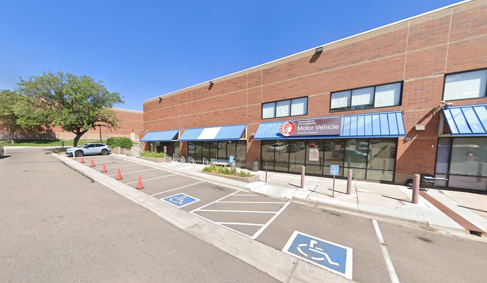 406-490 S Chambers Rd, Aurora, CO for Sale