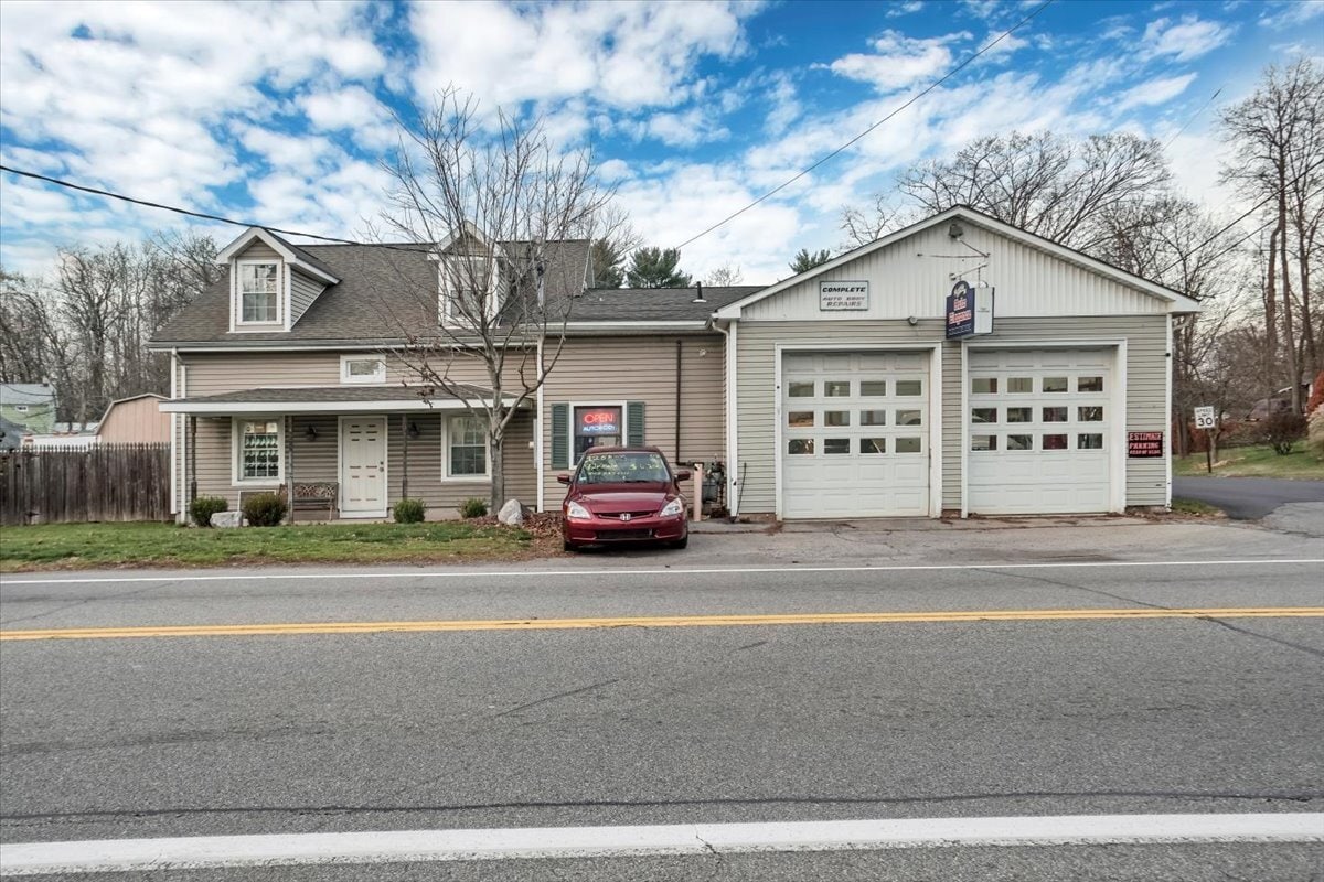 3 Marlorville Rd, Wappingers Falls, NY for Sale