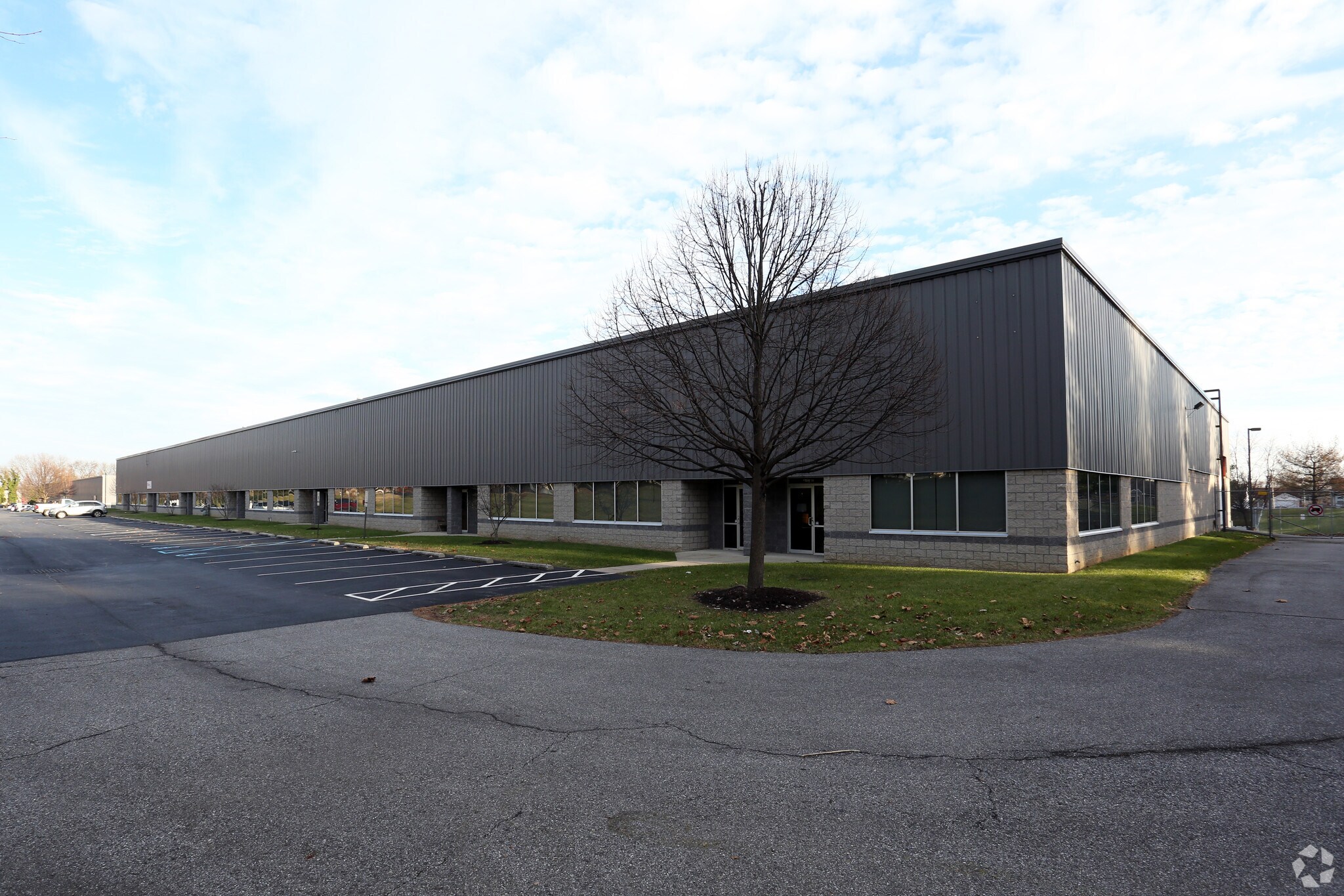 870 Calcon Hook Rd Sharon Hill, PA 19079 Industrial Property for