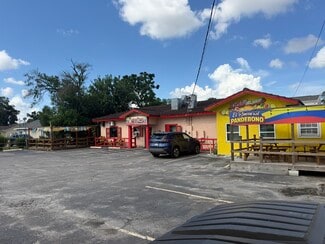Tampa, FL Retail - 7212 N Armenia Ave