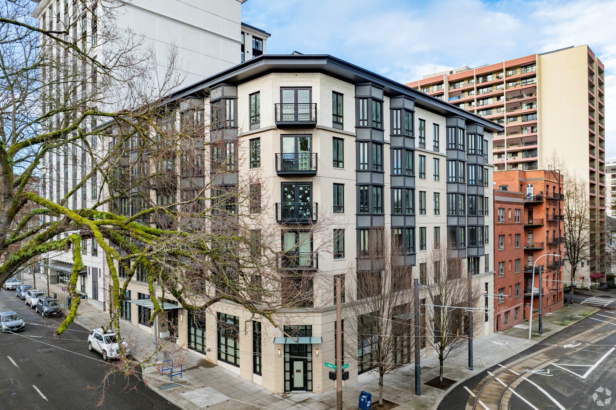 1115 SW Market St, Portland, OR for Sale