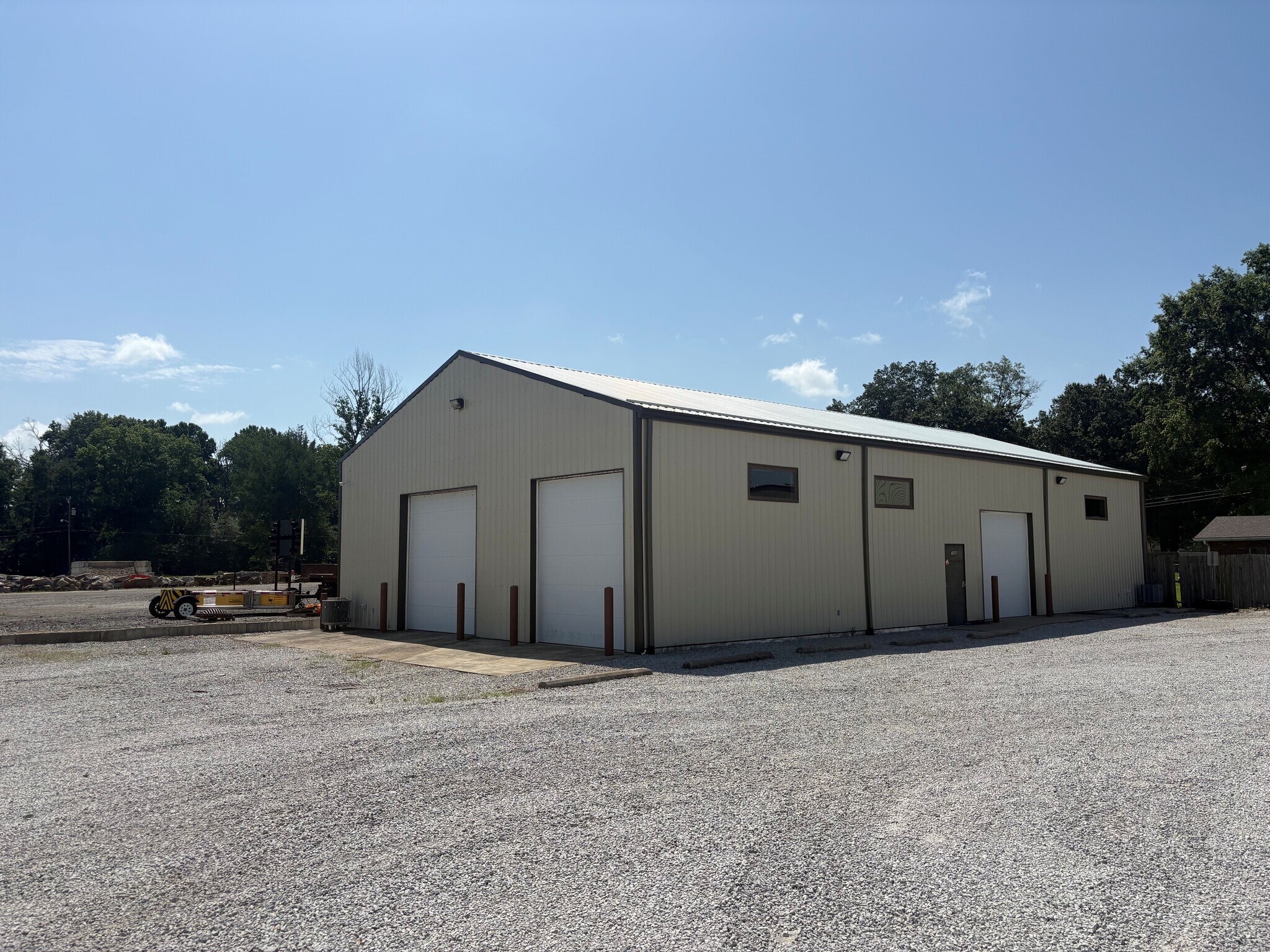 1698 E Davis Dr, Terre Haute, IN for Rent