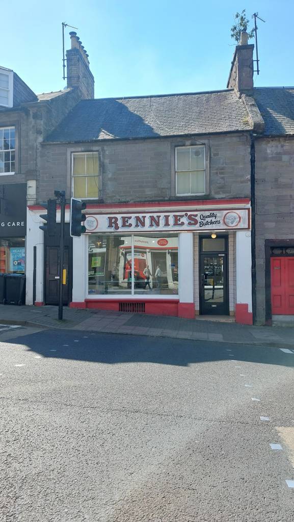 8 East High St, Forfar, ANS for Sale