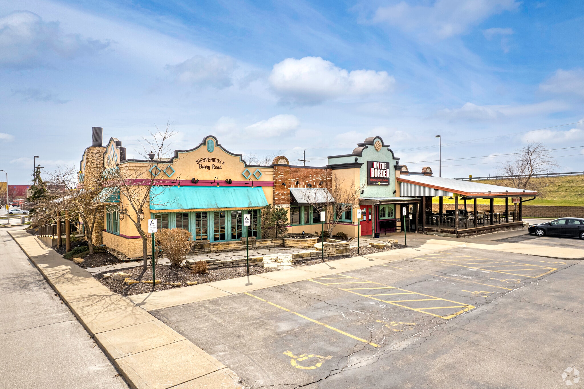 8340 NW Roanridge Rd, Kansas City, MO for Rent