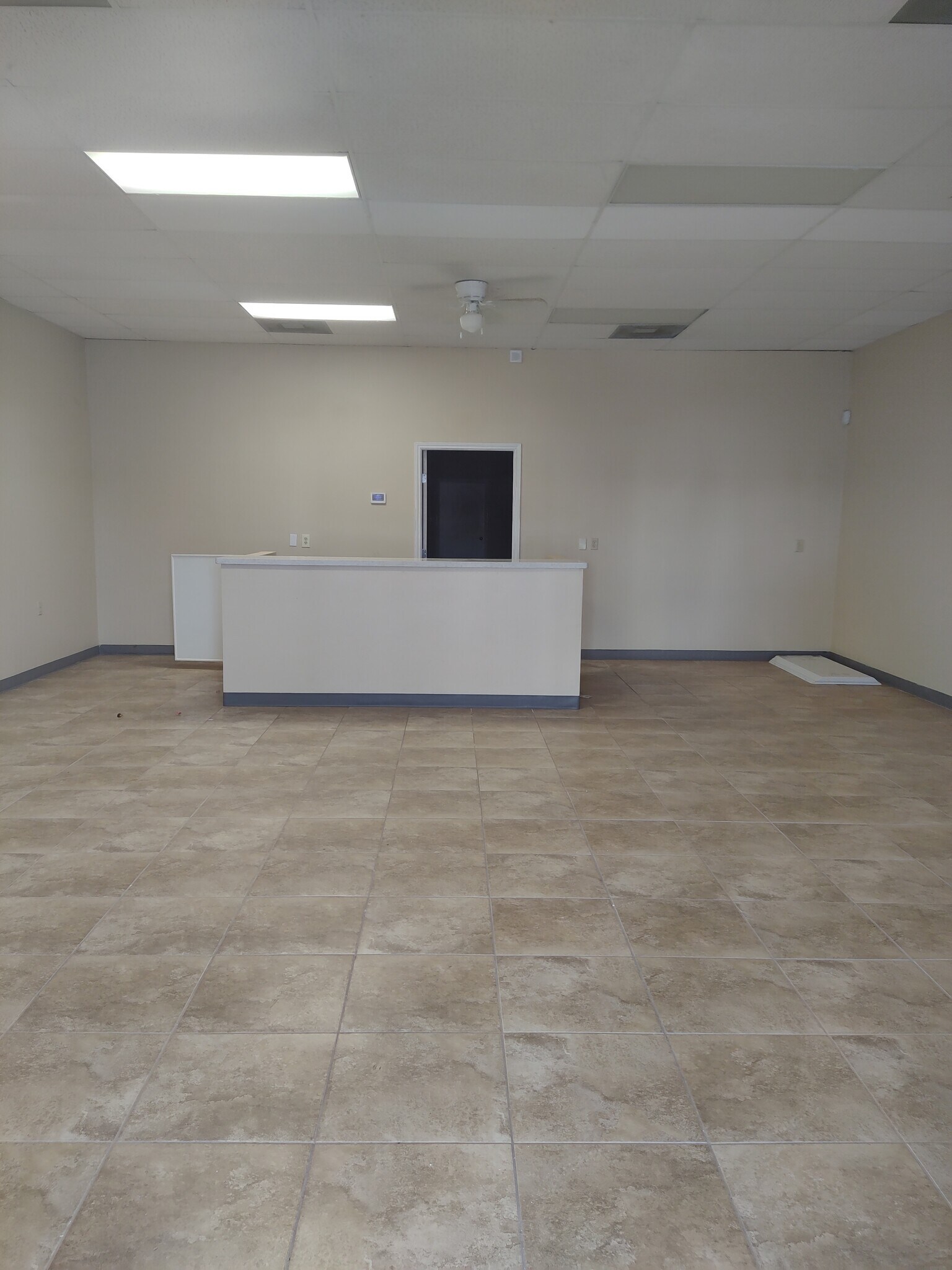 2704 E Griffin Pkwy Mission, TX 78572 Retail Property for Lease on