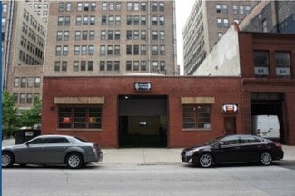 Chicago, IL Storefront Retail/Residential - 637 S Clark St Chicago, IL Storefront Retail/Residential - 637 S Clark St