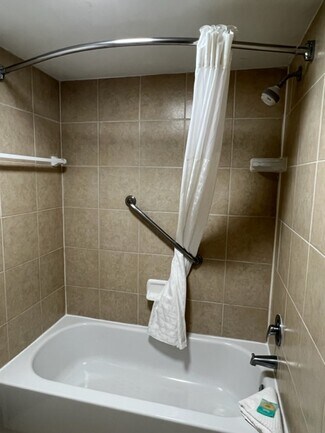 1351 Airport Rd Jacksonville FL 32218 Hospitality Property for Sale 1351 Airport Rd Jacksonville FL 32218 Hospitality Property for Sale