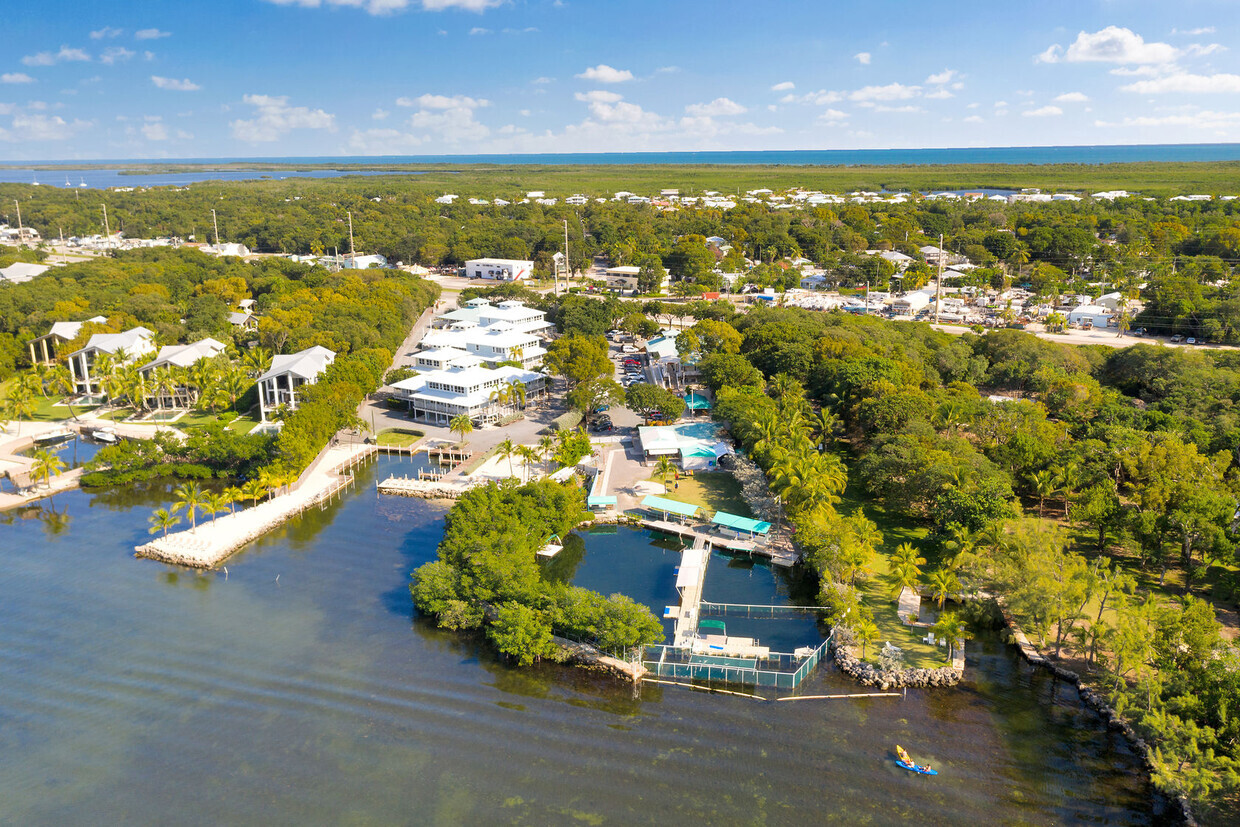 101900 Overseas Hwy, Key Largo, FL for Sale