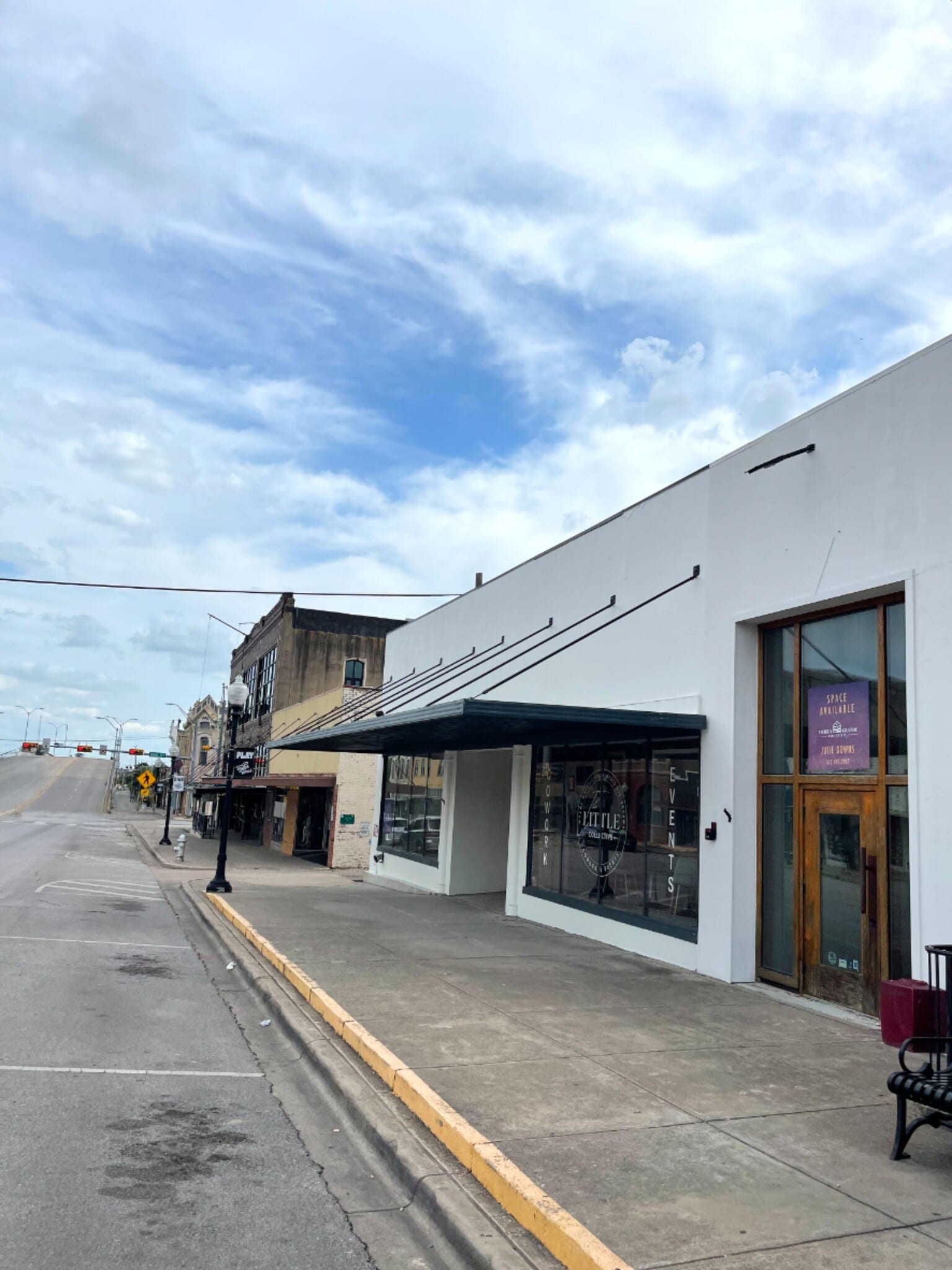 211 N Main St, Taylor, TX for Rent