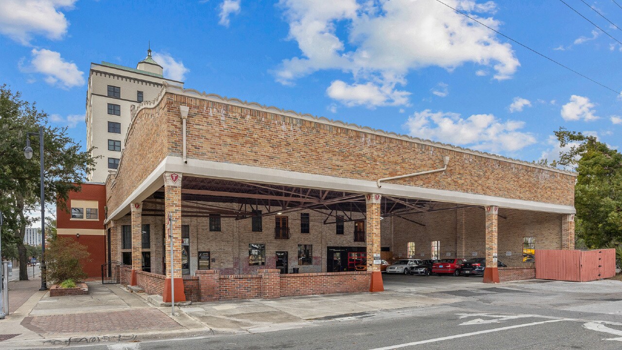 304 W University Ave, Gainesville, FL for Sale