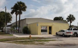 Jacksonville Beach, FL Flex - 585 1st Ave S