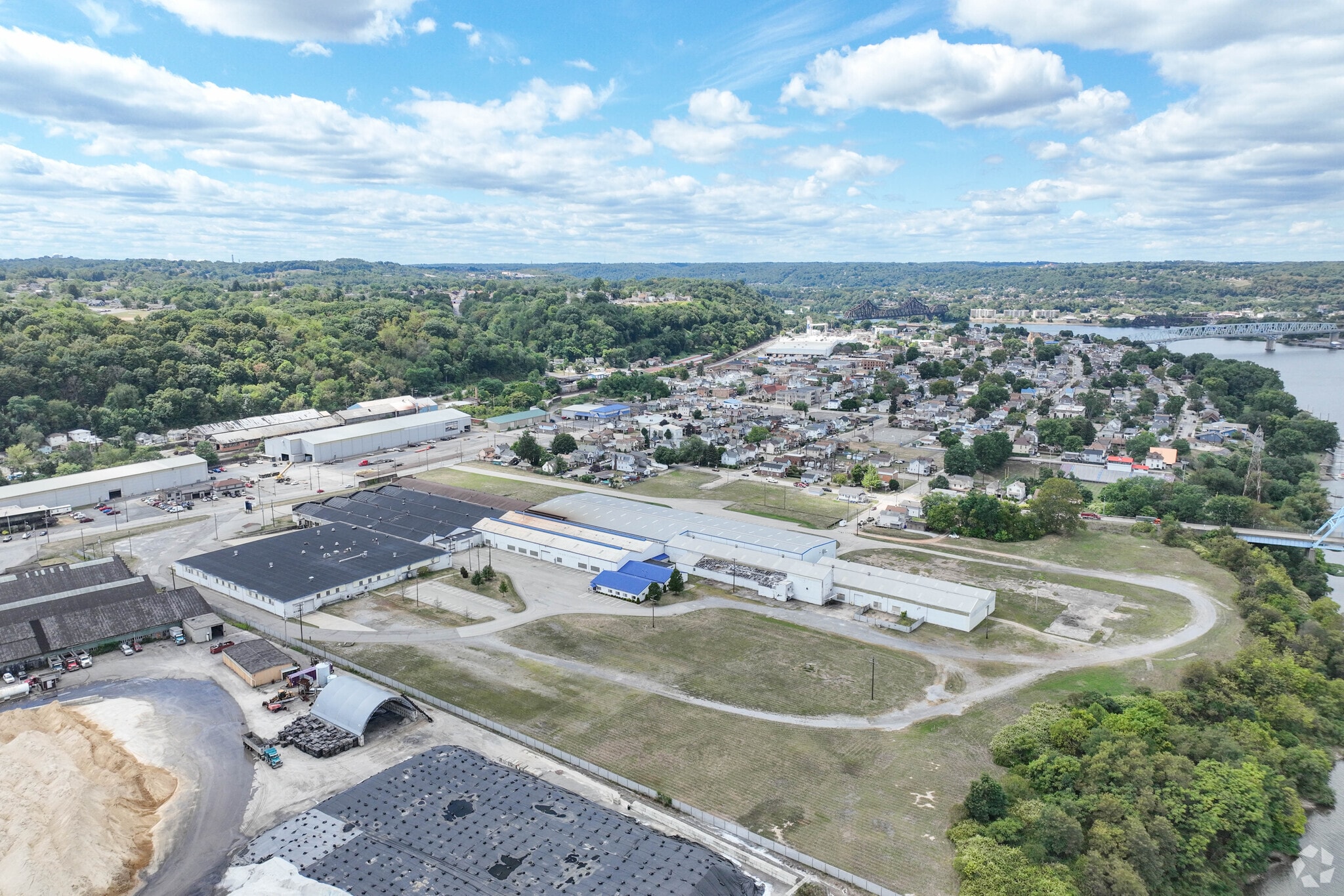 1729 Pennsylvania Ave, Monaca, PA for Sale