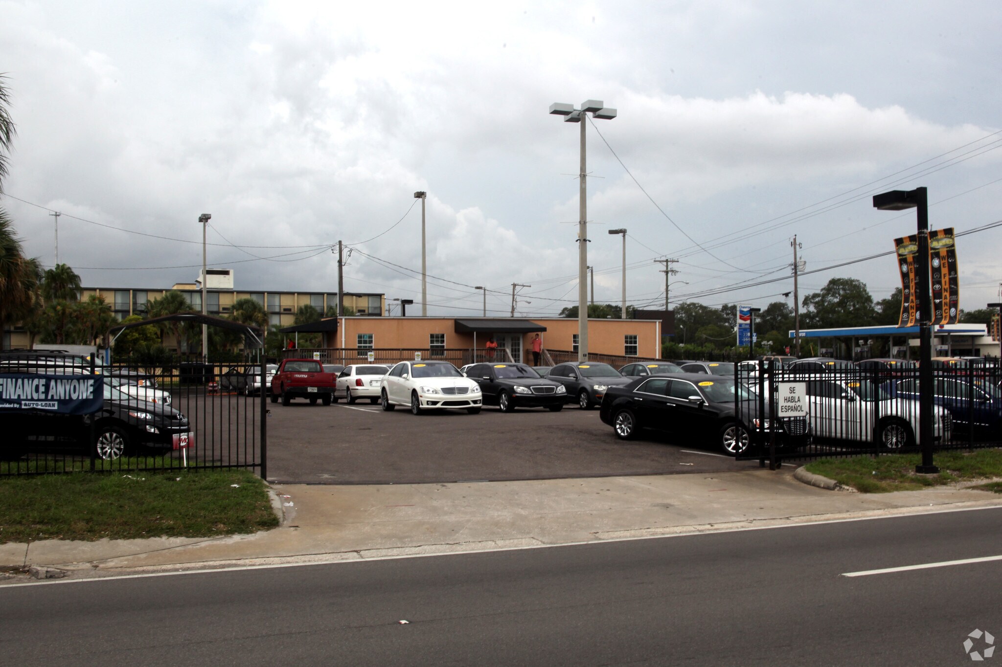 856 E Busch Blvd, Tampa, FL for Rent