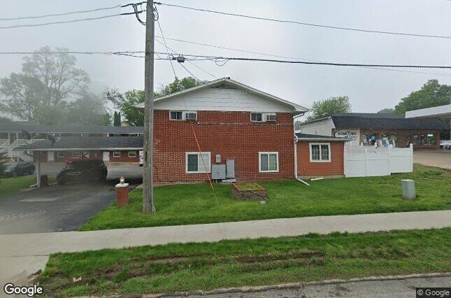 1210 A Ave E, Oskaloosa, IA for Sale