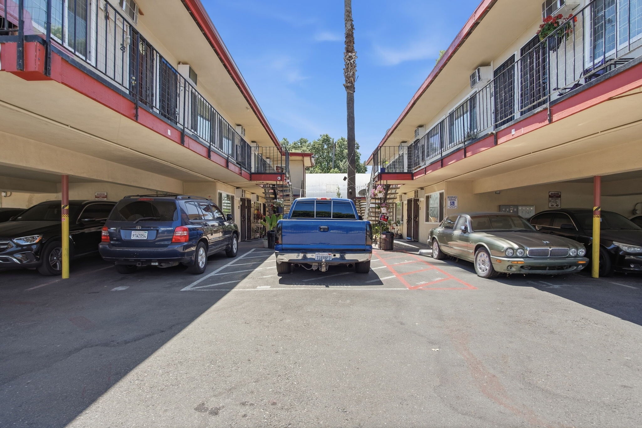 820-828 E Park St, Stockton, CA for Sale