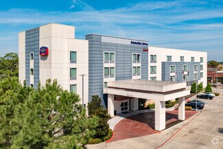 15651 NORTH FWY Unit 104  