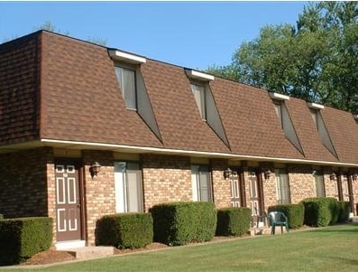 956 Lincoln Ave, Holland, MI for Sale