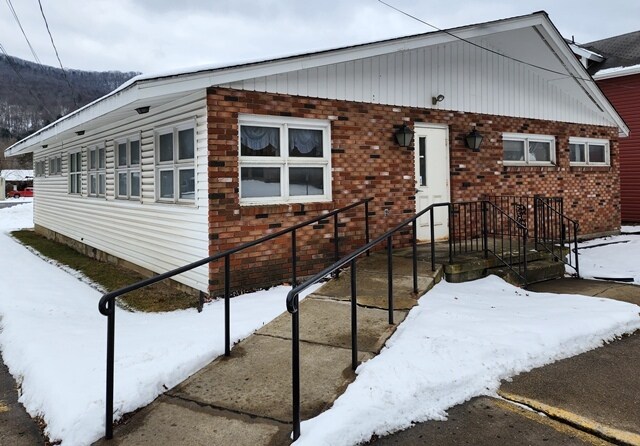 275 E 4th St, Emporium, PA for Sale