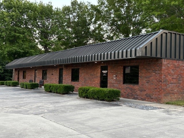 116 Westover Dr, High Point, NC for Rent